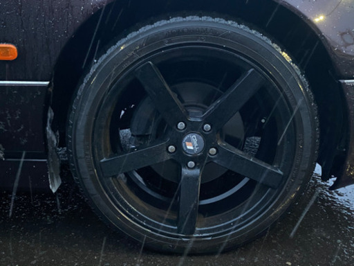 18インチ　スタッドレス付き