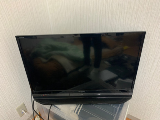 液晶カラーテレビ