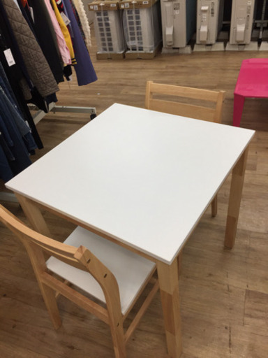 ニトリのダイニングテーブル3点セット（ナチュラル×ホワイト）です。【トレファク東大阪店】