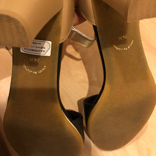 エレガンス卑弥呼 牛革サンダル(美品)の画像