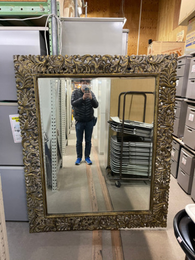 インドで購入　かなり大きな鏡　フレーム装飾がカッコいいです