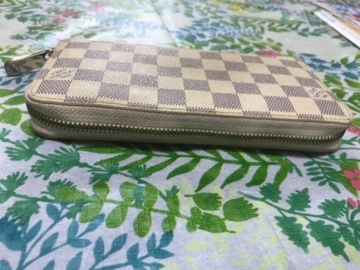 ヴィビトンの長財布