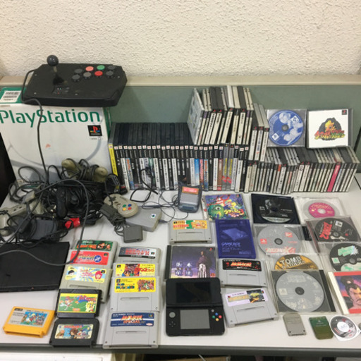 約120セット ゲームソフト　PS DS 3DS ファミコン　セガサターン スーパーファミコン ゲームボーイ PS2 ソフト SONY 大量出品　まとめ売り