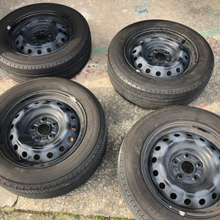 プリウスα 純正タイヤ　夏　205/60r16
