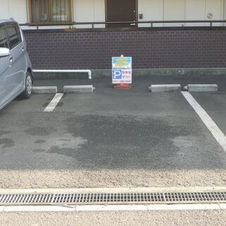 アスファルト月極駐車場♪狛江市猪方★諸費用ゼロ【1.1万】の画像