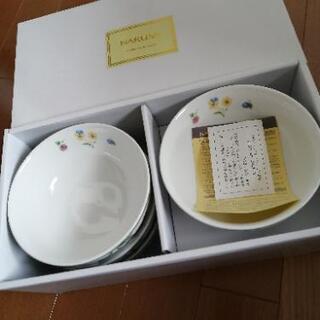 NARUMIの食器