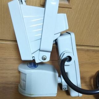 角型ハロゲンセンサーライトの画像