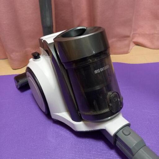 アイリスオーヤマ サイクロン掃除機(不具合有り)