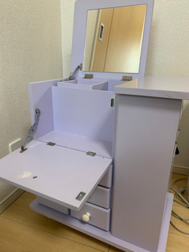 ドレッサーワゴン　化粧台