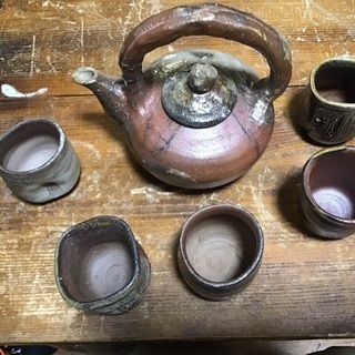 当真裕爾 急須 湯呑み 値下げ❗️ 当真裕爾(1986~ ) 急須湯呑セット 沖展賞作家 穴窯焼き