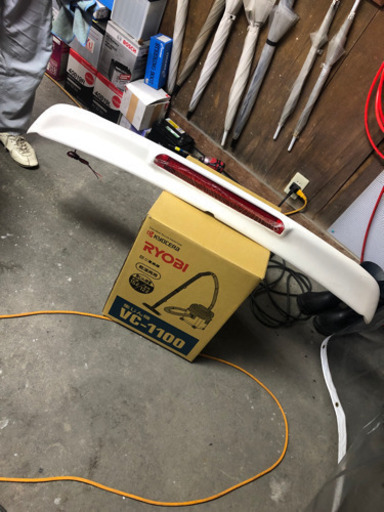 【値下げしました】トヨタ　ノア　AZR60 リアスポイラー