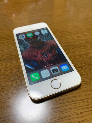 iPhone 5s シルバー