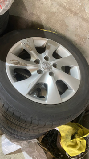 セレナ純正タイヤ