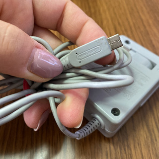 任天堂3DS ACアダプターの画像