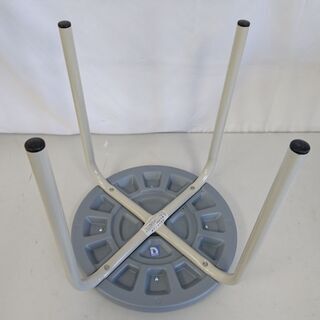 【未使用】アズワン　丸パイプ椅子　S-153-C-BL　背なしの画像