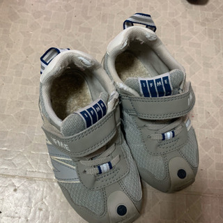 子ども靴、靴下セット　2歳〜3歳児の画像