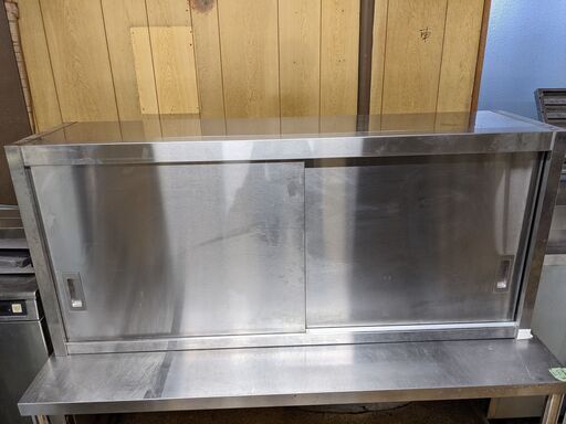 業務用 ステンレス 吊棚 壁掛け収納棚 つり棚 吊り棚 引き戸 厨房 H60cm W135cm D35cm ②
