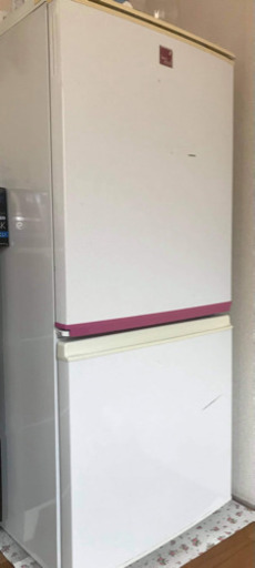 冷蔵庫 (Sharp 137L)