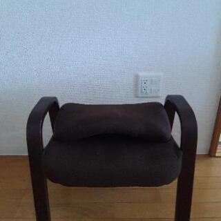 低い椅子上げます。の画像