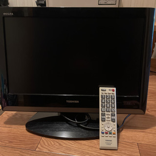 TOSHIBA 東芝　19インチ　液晶テレビ　リモコン付き　19...
