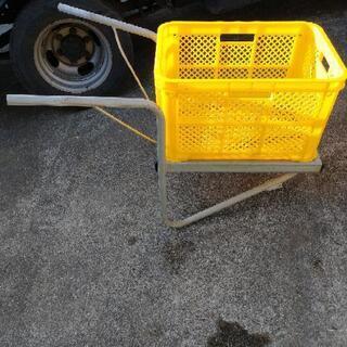 コンテナ用の一輪車フレーム