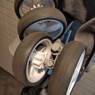 B型ベビーカーの画像