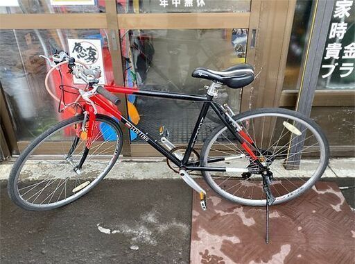 中古 FORTINA 28インチ クロスバイク FT7007 700C 7段変速 自転車 赤黒 ベル付 訳アリ タイヤにひび割れ ☆ 