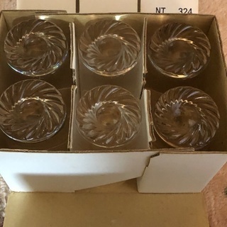 コップ6つ　新品未使用。の画像