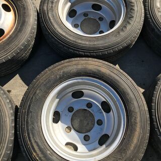 ご契約ありがとうございました★値下げしました★早い者勝ち‼　ダンロップ　2トン　キャンター用　205／75　16　ホイール付き6点セットの画像
