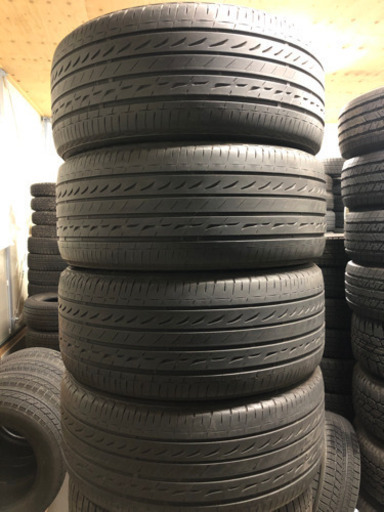 245/40R19夏タイヤ4本セット傷あり格安❣️アルファード　ヴェルファイア　スカイライン　フーガ等に