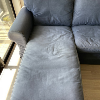 IKEAソファー　3人掛けカウチ　デニムカバー付きの画像