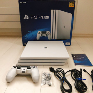 PS4 Pro 白 CUH-7200B_ペルソナ5 スクランブル付き