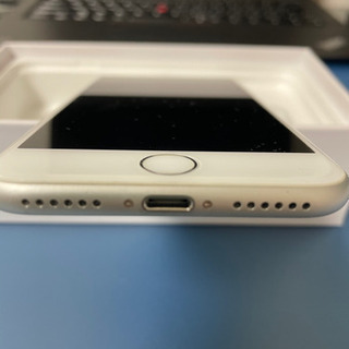 美品　Apple iPhone8 64GB SIMフリーの画像