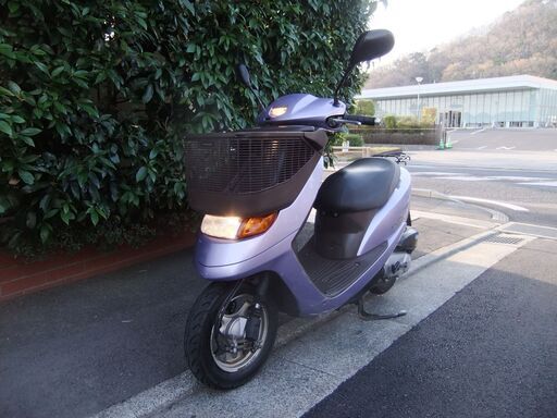 ホンダ　Dio(チェスタ）　中古実動車　タイヤ前後バリ山　バッテリーフル充電済み　バグ掛け磨き　ナンバー登録書類有