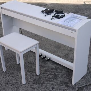 美品 Roland ローランド 電子ピアノ F-130R スリム...