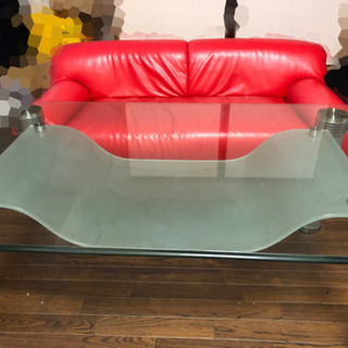 値下げ中ガラステーブルの画像