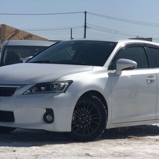 期間限定値下げレクサス　CT200h　バージョンC 寒冷地　夏冬タイヤ付き　H23年式　車検R4年6月の画像
