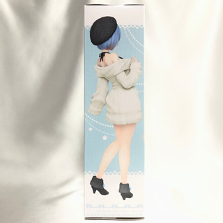 リゼロ レム フィギュア ニットワンピの画像