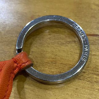 【取引完了】エルメスのキーリング「カルメンウノドス」（2色）の画像