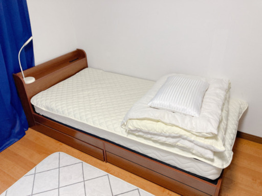 【最終値下げ！】お届けします！ベッド寝具一式　退去日が近づいているため残り2.3日の掲載です