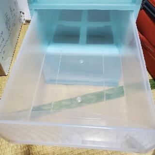 引き取り先決まりました　無料　収納ケース3×3　の画像