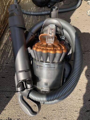 ダイソン掃除機　訳ありなのでお安く