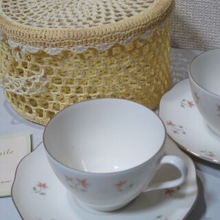 未使用。保管品。カップ&ソーサー 2客セット YURIE NIT...