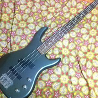 手渡し可 エレキベース Charvel プレジションベース シー...