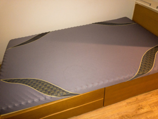 【売却決まりました】西川 マットレス AIR01 セミダブルサイズ