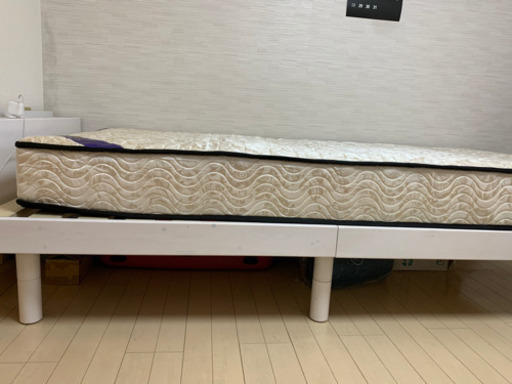 シングルベッド