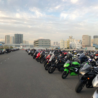 バイク友達になって一緒にツーリングどうでしょうか？