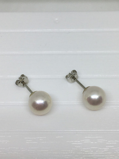本真珠ピアス