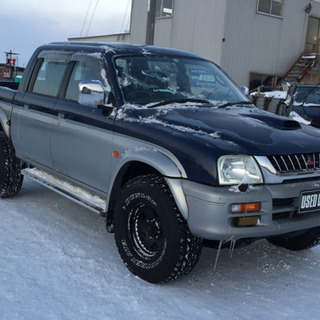 ストラーダ　Ｗキャブ.ワイド　4WD ディーゼルターボ H11の画像