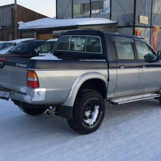 ストラーダ　Ｗキャブ.ワイド　4WD ディーゼルターボ H11の画像